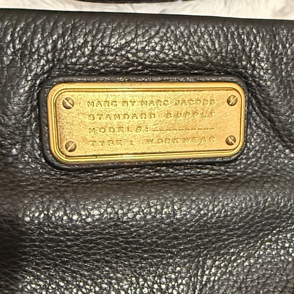 Marc by Marc Jacobs Black Leather Percy Crossbody Bag - Picture 2 of 8